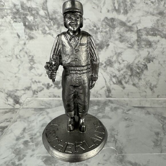 2009 Michael Ricker Dutch Netherlands Pewter Figurines Boy & Girl Holding Tulips - Picture 2 of 13